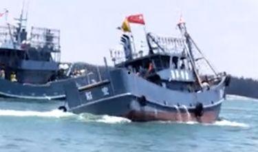 网友爆料渔船视频在线观看,渔船惊险瞬间,海上求生实况视频引关注 第1张 网友爆料渔船视频在线观看,渔船惊险瞬间,海上求生实况视频引关注 第1张